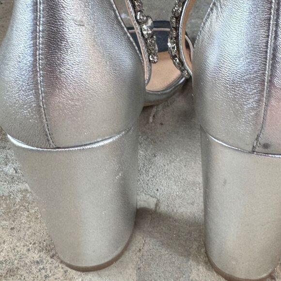 2 for $26 Jewel Badgley Mischka silver jeweled heels SZ 9 - Picture 11 of 13